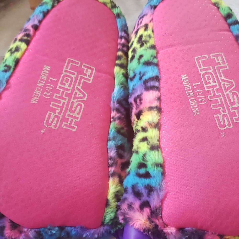 Kid slippers - Picture 2 of 3